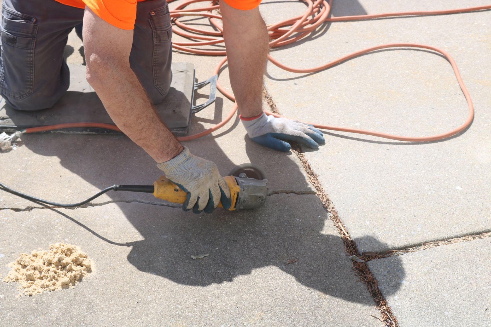 Driveway Cracked Concrete Repair - The Mudjacking Guy